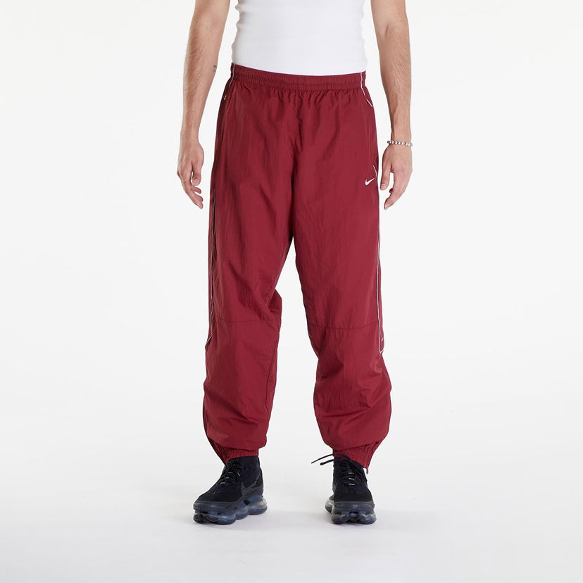 Спортни панталони Nike Solo Swoosh Track Pants Team Red/ White Червено | FB8620-677