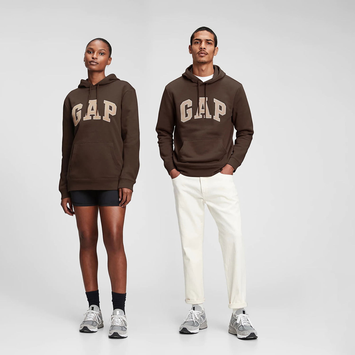 Суитчър GAP Logo Pullover Hoodie Turkish Coffee Кафяво | 738102-25, 0