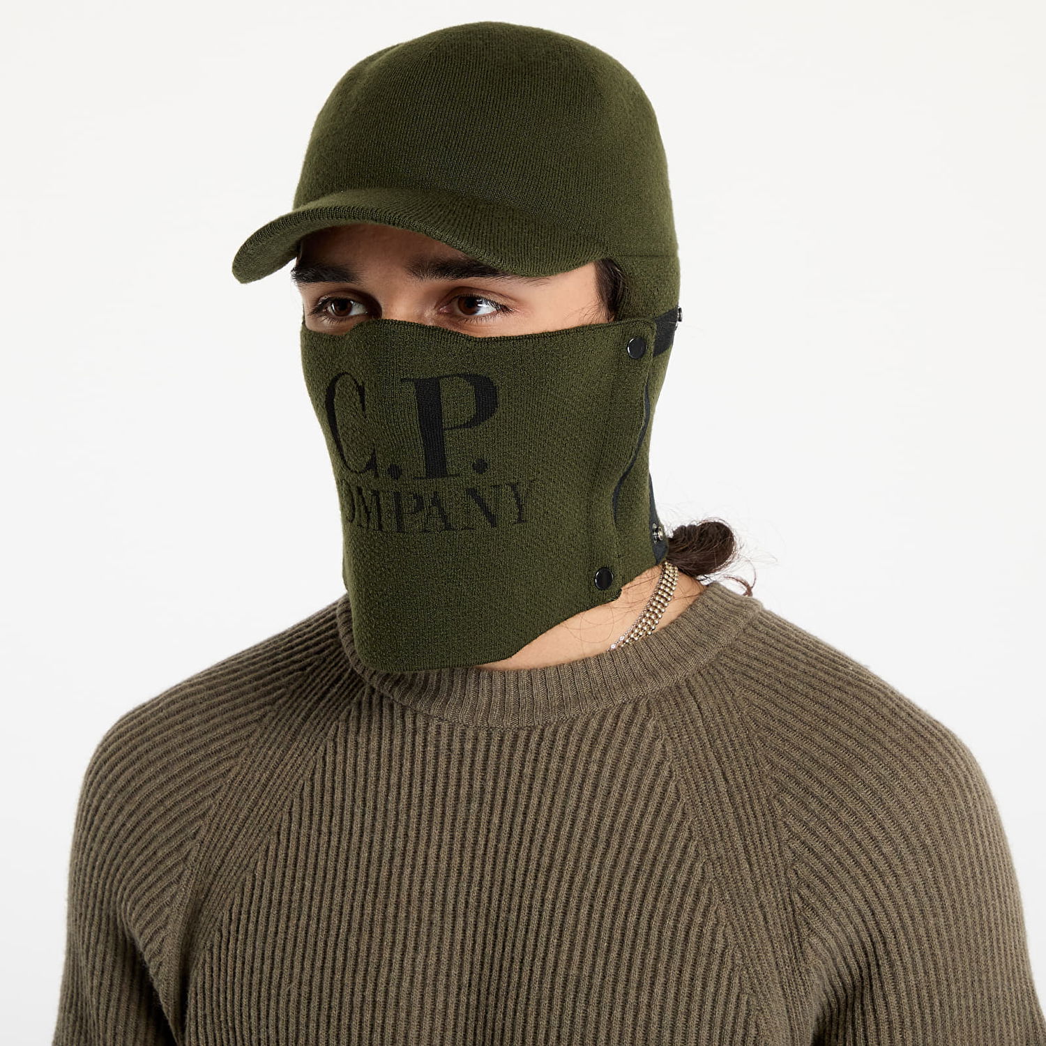 Шапка C.P. Company Extrafine Merino Wool Visor Neck Hat Green Зелено | 17CMAC298A005509A-683, 0