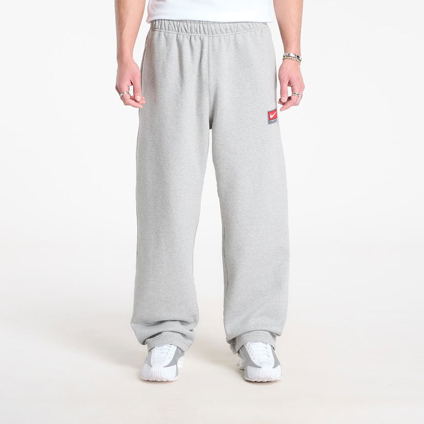 Спортни панталони Nike Solo Swoosh Fleece Open-Hem Sweatpants Сиво | IO0675-063