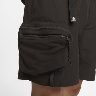 Къси панталони Nike ACG "Snowgrass" Cargo Shorts Кафяво | DN3945-220, 2