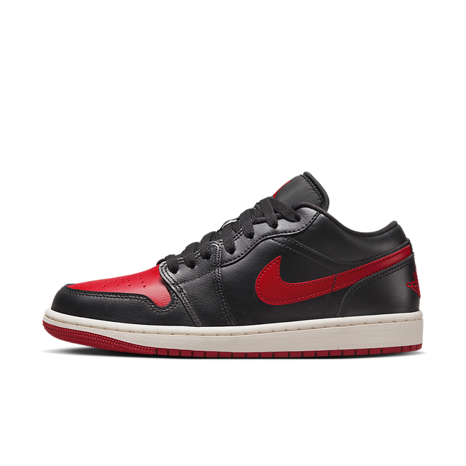 Кецове и обувки Jordan Air Jordan 1 Low "Bred Sail" W Червено | DC0774-061, 0