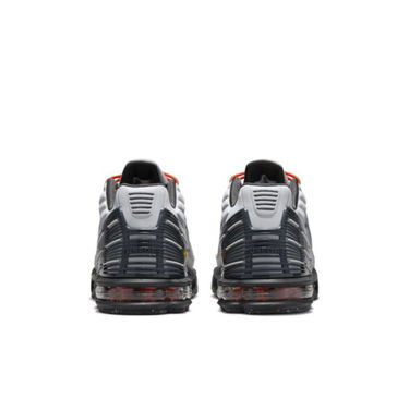 Кецове и обувки Nike Air Max Plus 3 Сиво | DM2560-001, 1