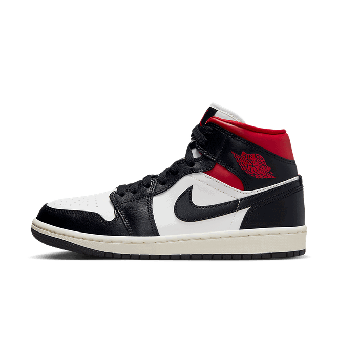 Кецове и обувки Jordan Air Jordan 1 Mid "Black Gym Red" W Черно | BQ6472-061, 1