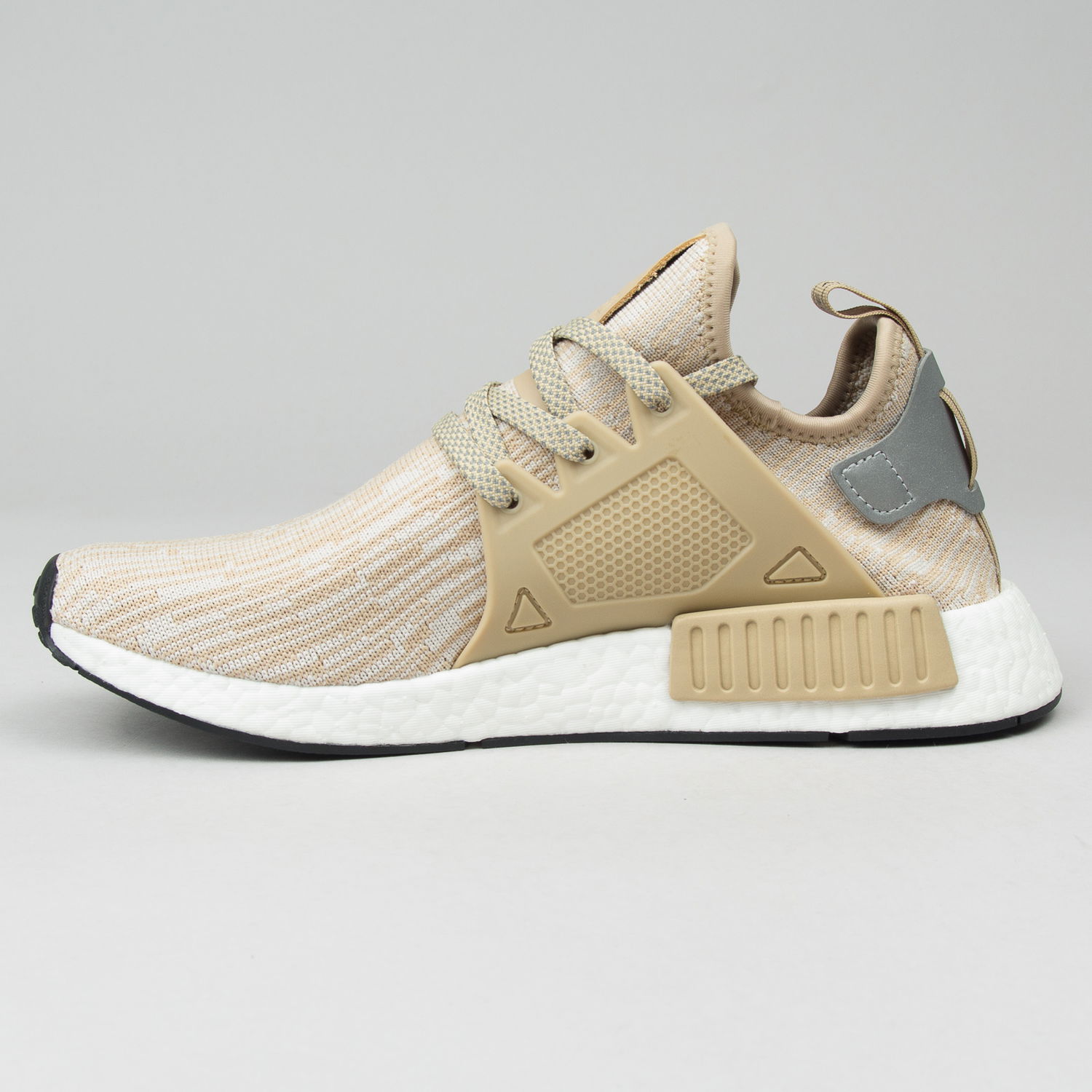 Кецове и обувки adidas Originals NMD_XR1 PK ''Linen'' Бежово | S77194, 0