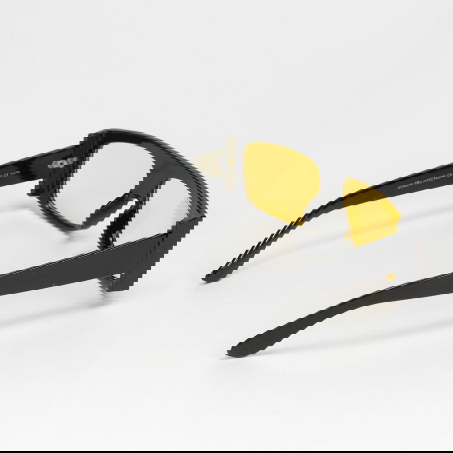 Слънчеви очила Urban Classics Sunglasses Raja With Strap Черно | TB4300 black/yellow, 1