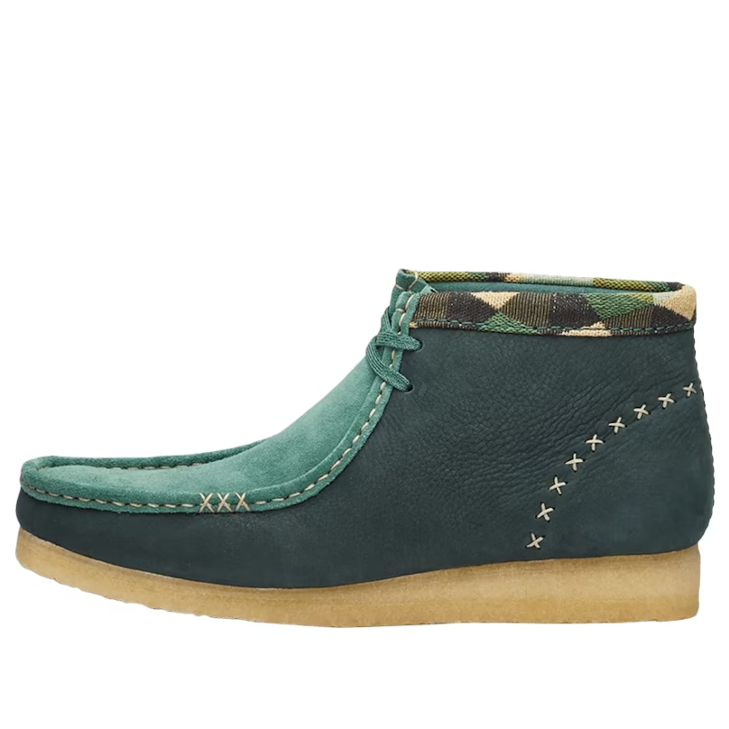 Кецове и обувки Clarks Clarks x END. Wallabee Boots 'Artisan Craft' Зелено | 26172494