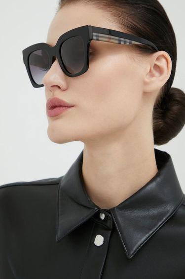 Слънчеви очила Burberry KITTY Sunglasses Черно | 0BE4364, 0
