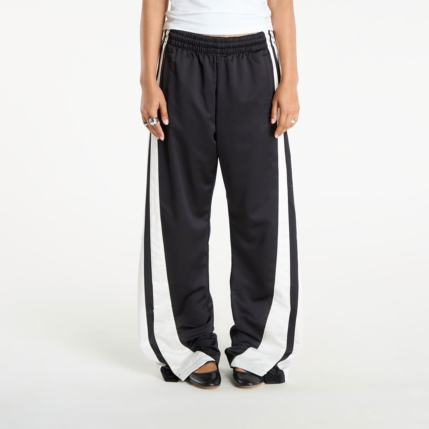 Спортни панталони adidas Performance Luxe Track Pants Черно | JL6885, 1