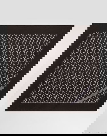 Шал Dolce & Gabbana Dolce & Gabbana Silk Pocket Square with Micro Diamond Print and Logo Черно | GR412EG0WUGM3725, 0