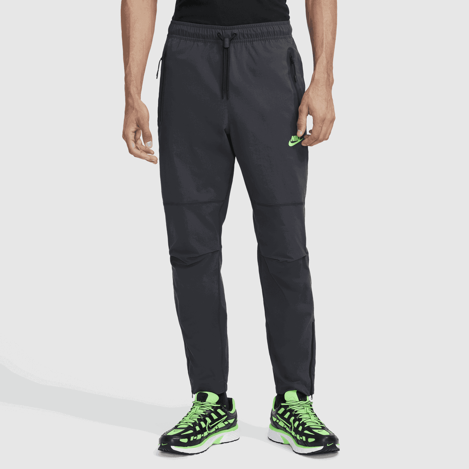 Панталони Nike Woven Pants Tech Сиво | HM8241-060, 0