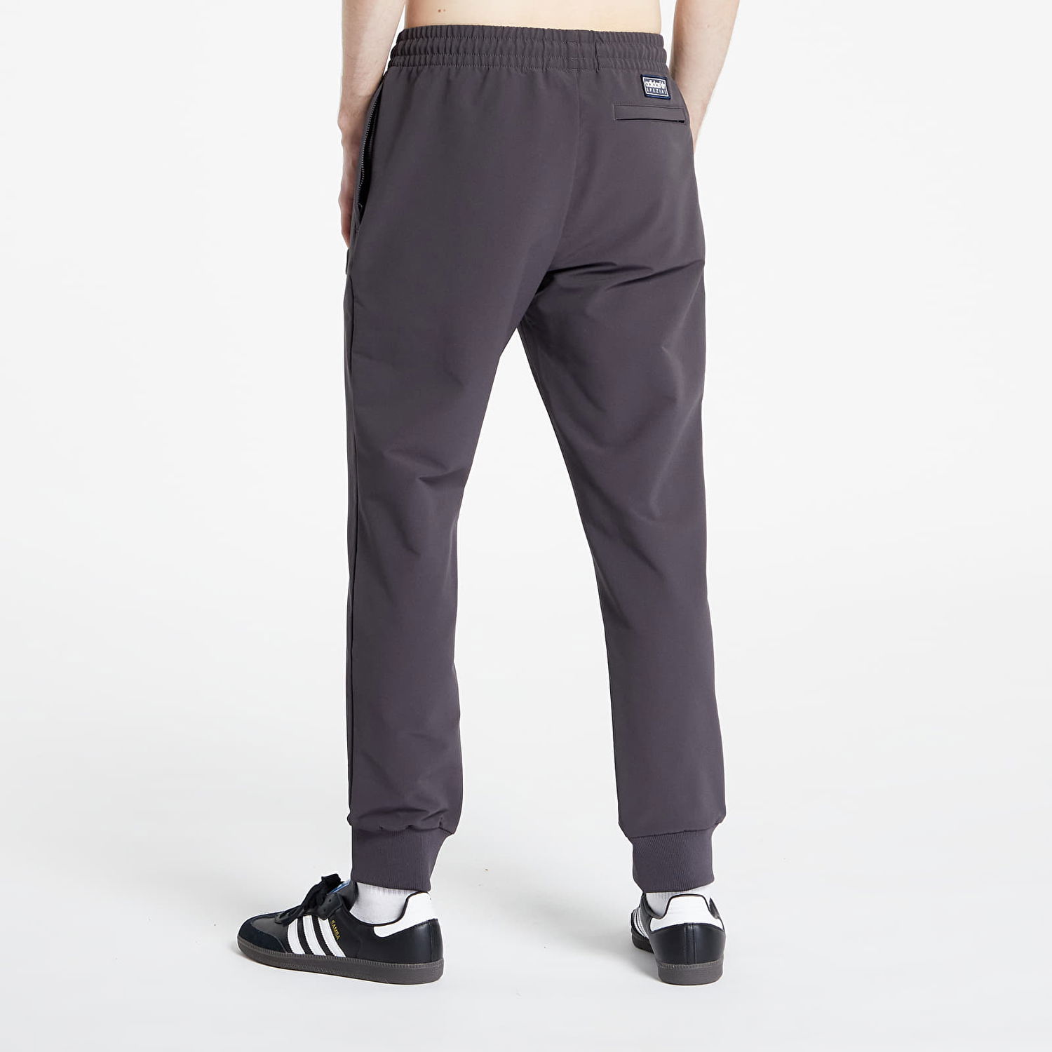 Спортни панталони adidas Originals Suddell Tracksuit Bottoms Сиво | IN6758, 1