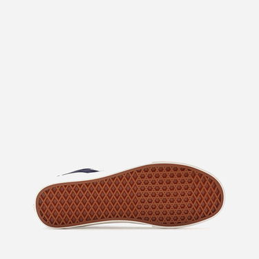 Кецове и обувки Vans UA SK8-Hi Pig Suede Черно | VN0A32QG9G5, 2