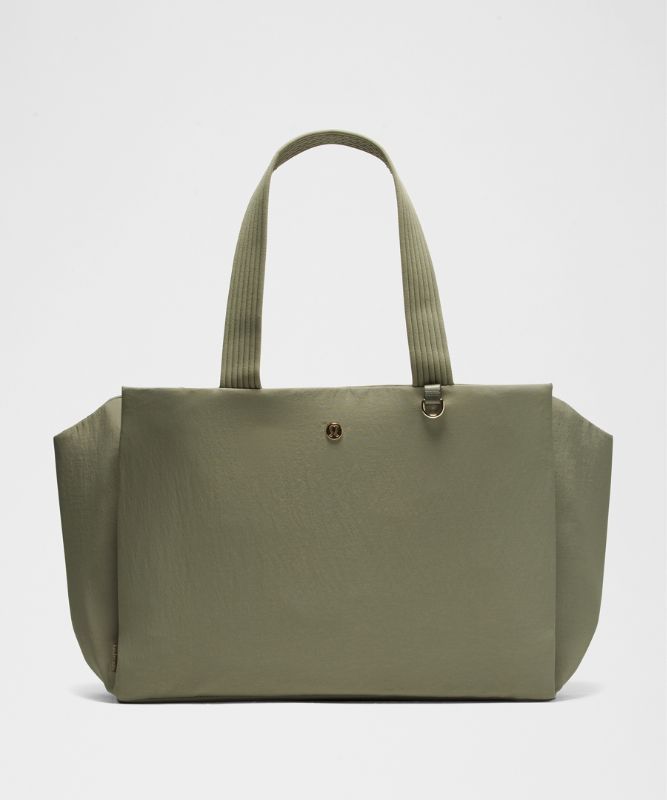 Голяма пазарска чанта lululemon lululemon 18L Triple-Compartment Tote Bag Зелено | prod20000687, 0
