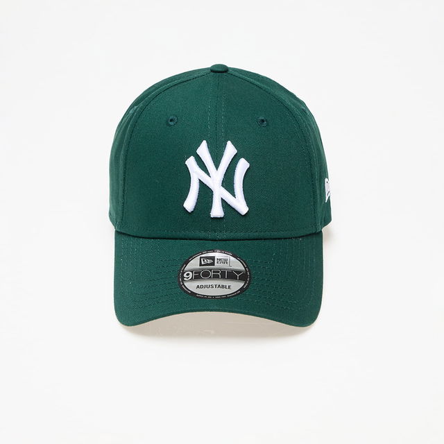 New York Yankees League Essential 9FORTY Adjustable Cap