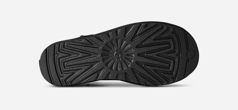 Classic Ultra Mini Leather Boot, 6