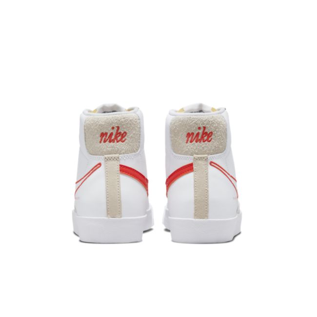 Кецове и обувки Nike Blazer Mid '77 SE W Бяло | DH6757-100, 1