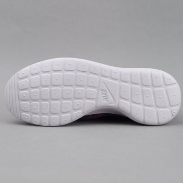 Кецове и обувки Nike Roshe One Flyknit Лилаво | 704927-501, 4