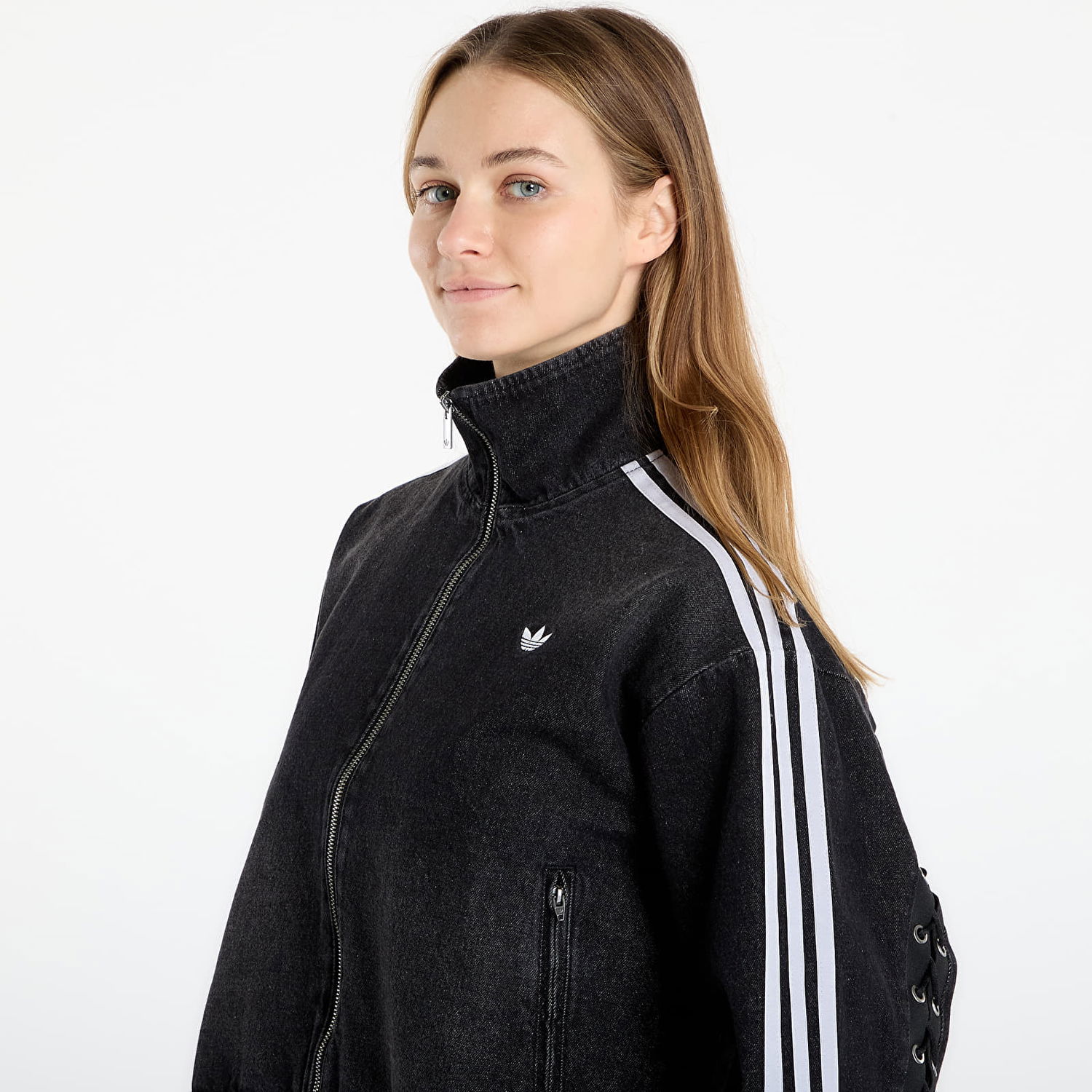 Яке adidas Originals Three-Stripes Cropped Denim Full-Zip Jacket Черно | KS1394, 1
