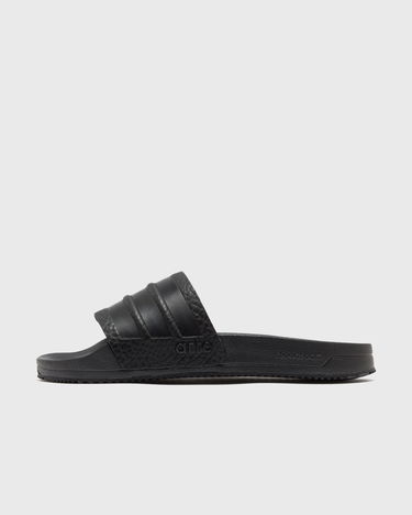 Кецове и обувки adidas Originals ARTE ANTWERP Adilette Cloudfoam Slide Черно | IH4682, 2