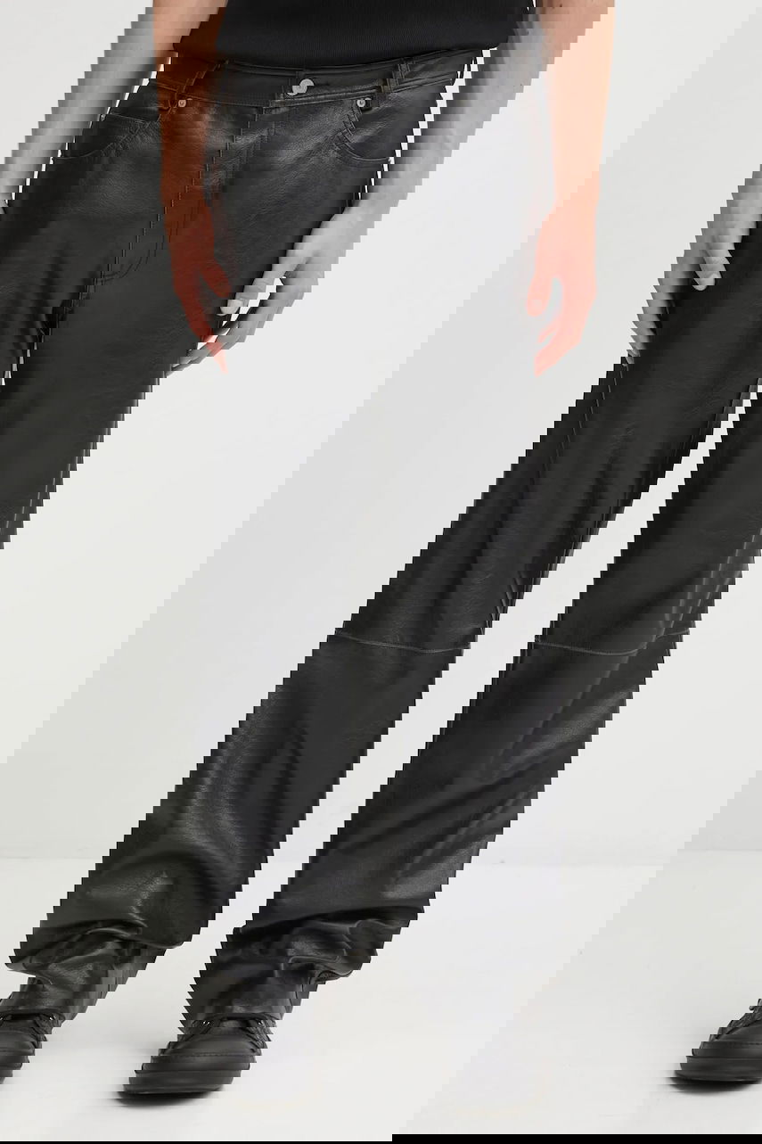 Панталони Maison Margiela MM6 Maison Margiela Faux Leather Wide Leg Pants Черно | SH2LA0045.M35455.900, 0