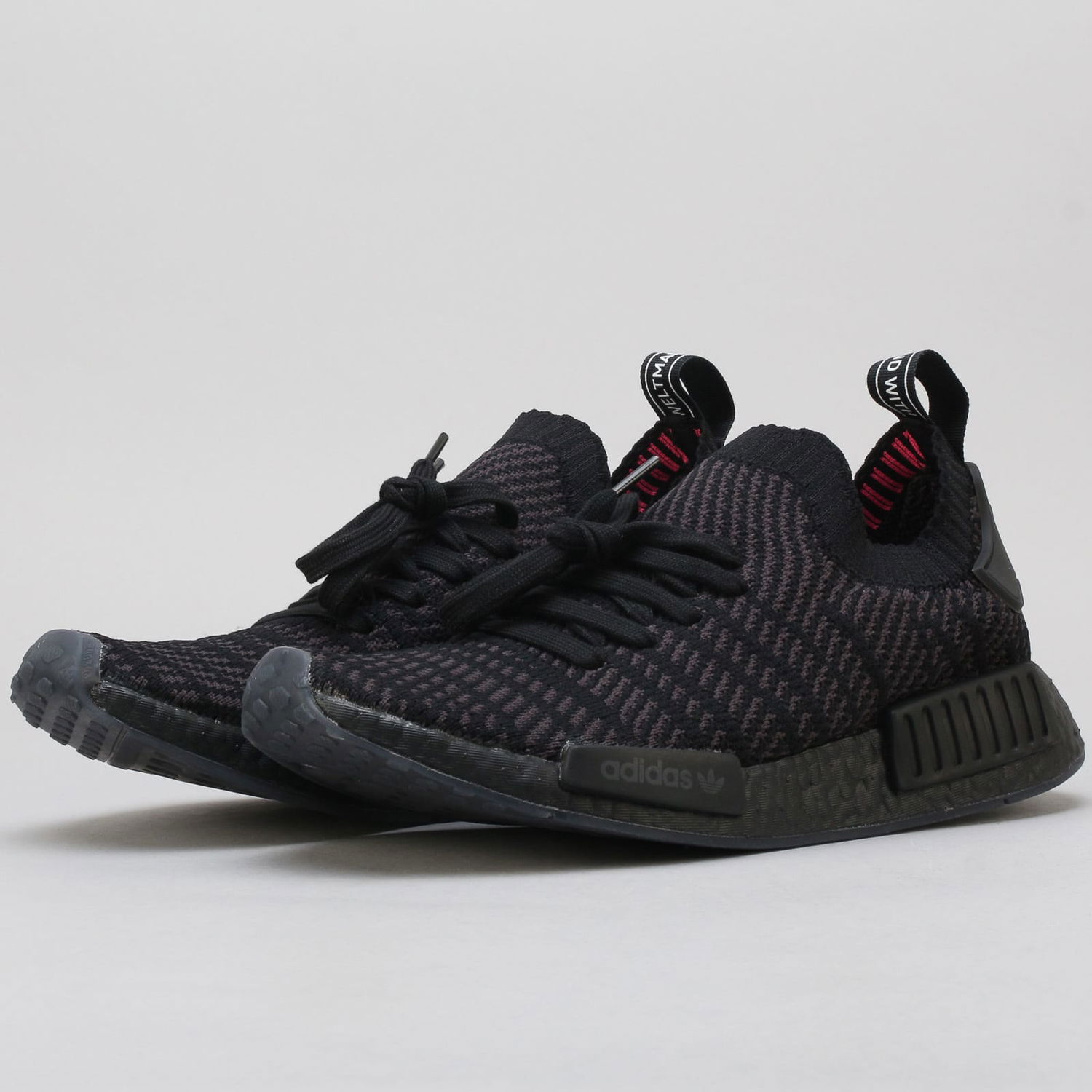 Кецове и обувки adidas Originals NMD_R1 Primeknit STLT ''Triple Black'' Черно | CQ2391, 1