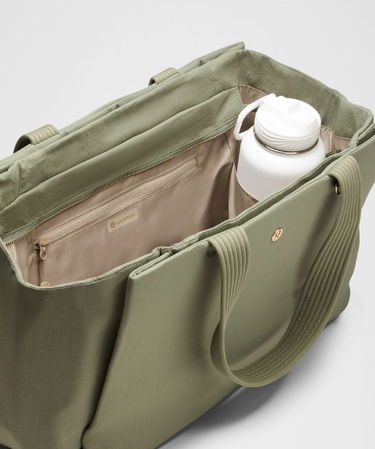 Голяма пазарска чанта lululemon lululemon 18L Triple-Compartment Tote Bag Зелено | prod20000687, 4