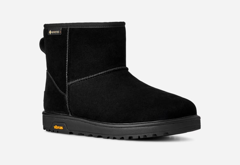 Кецове и обувки UGG Classic Mini GTX Boot Черно | 1171150-BLK, 1
