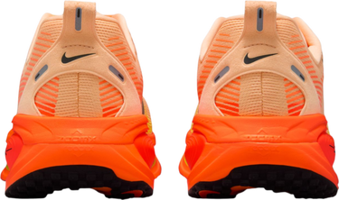 Кецове и обувки Nike Vomero 18 Оранжево
 | hm6803-700, 1