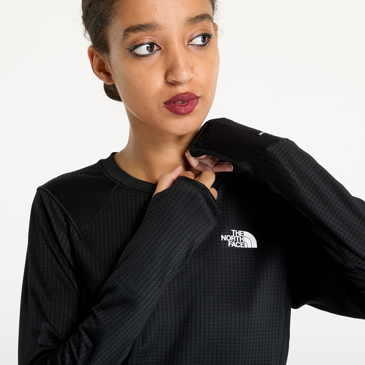 Тениска The North Face T-shirt Altimetro Light Crew T-Shirt TNF Black XS Черно | NF0A88X8JK31, 1