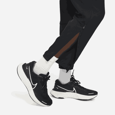 Спортни панталони Nike Dri-FIT Challenger Training Pants Черно | dd4894-010, 2