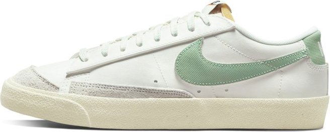 Кецове и обувки Nike Blazer Low '77 Бяло | DO9799-100, 0