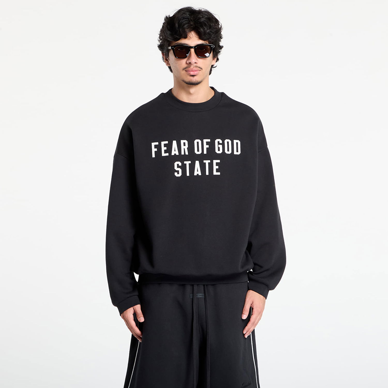 Суитчър Fear of God Fear of God Essentials 90's Crewneck Sweatshirt Черно | 192SP256550F-861, 0