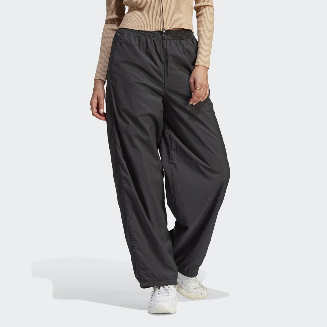 Панталони и дънки adidas Originals Premium Essentials Nylon Черно | IC5310, 1