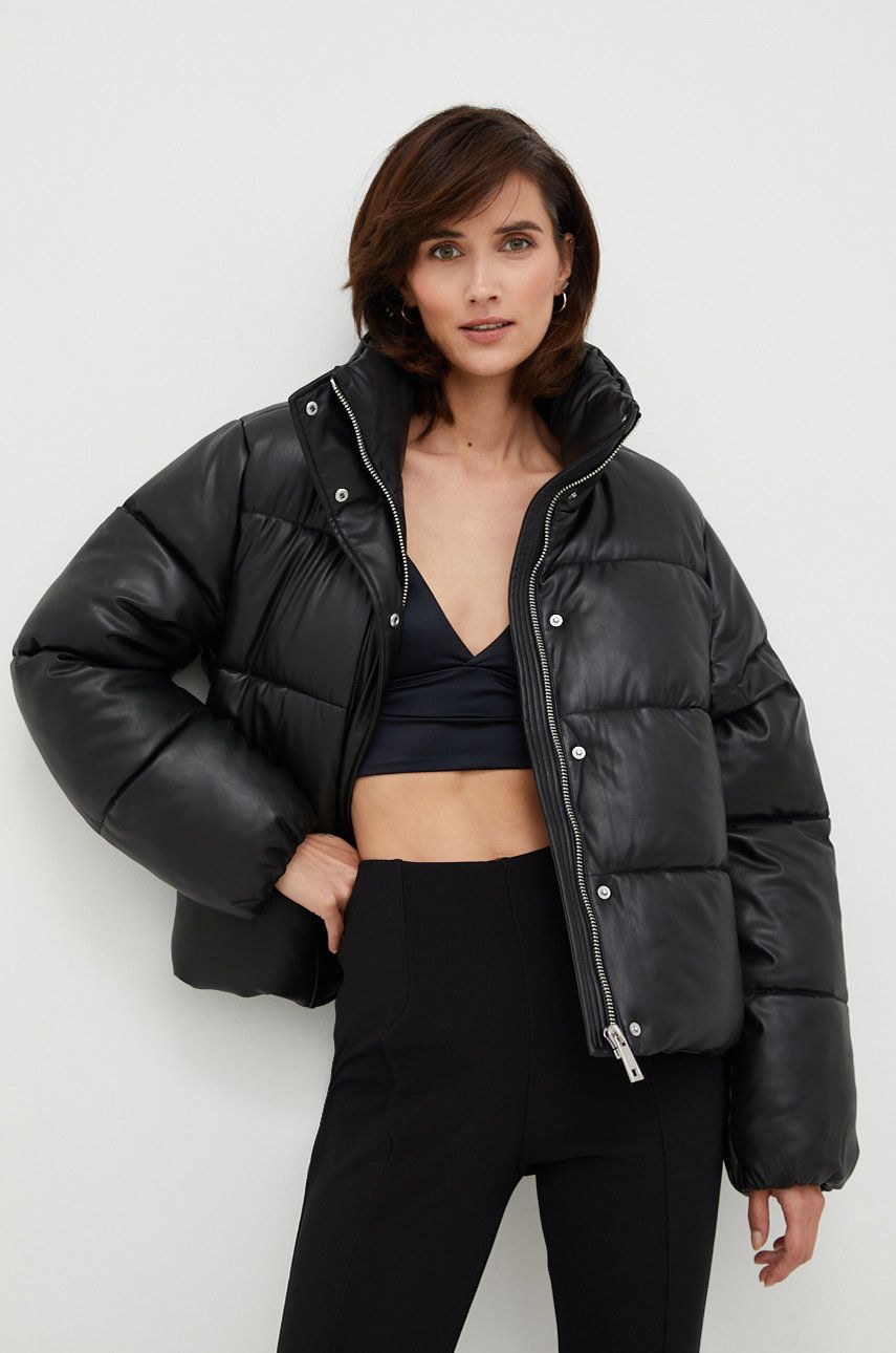 Пухо яке CALVIN KLEIN Winter Jacket Черно | K20K204949.9BYY, 0