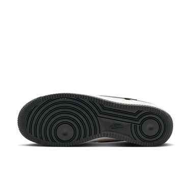 Кецове и обувки Nike Air Force 1 '07 LV8 Бяло | IM6001-121, 3