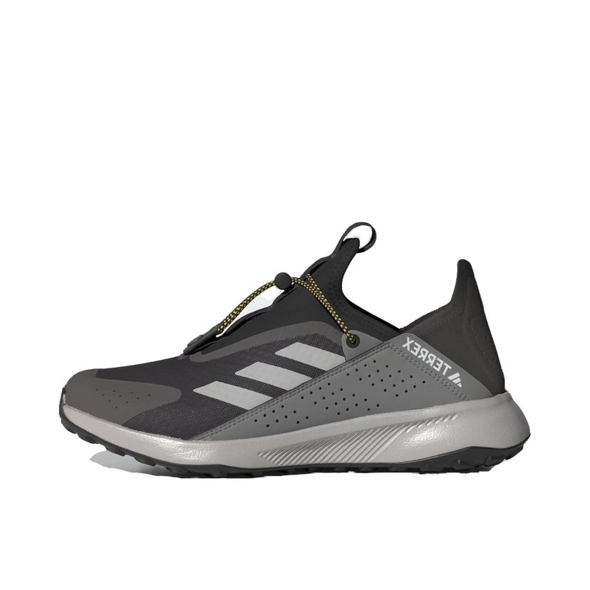 На открито adidas Performance adidas TERREX Boty Terrex Voyager 21 Slip-On HEAT.RDY Travel Черно | IE2599