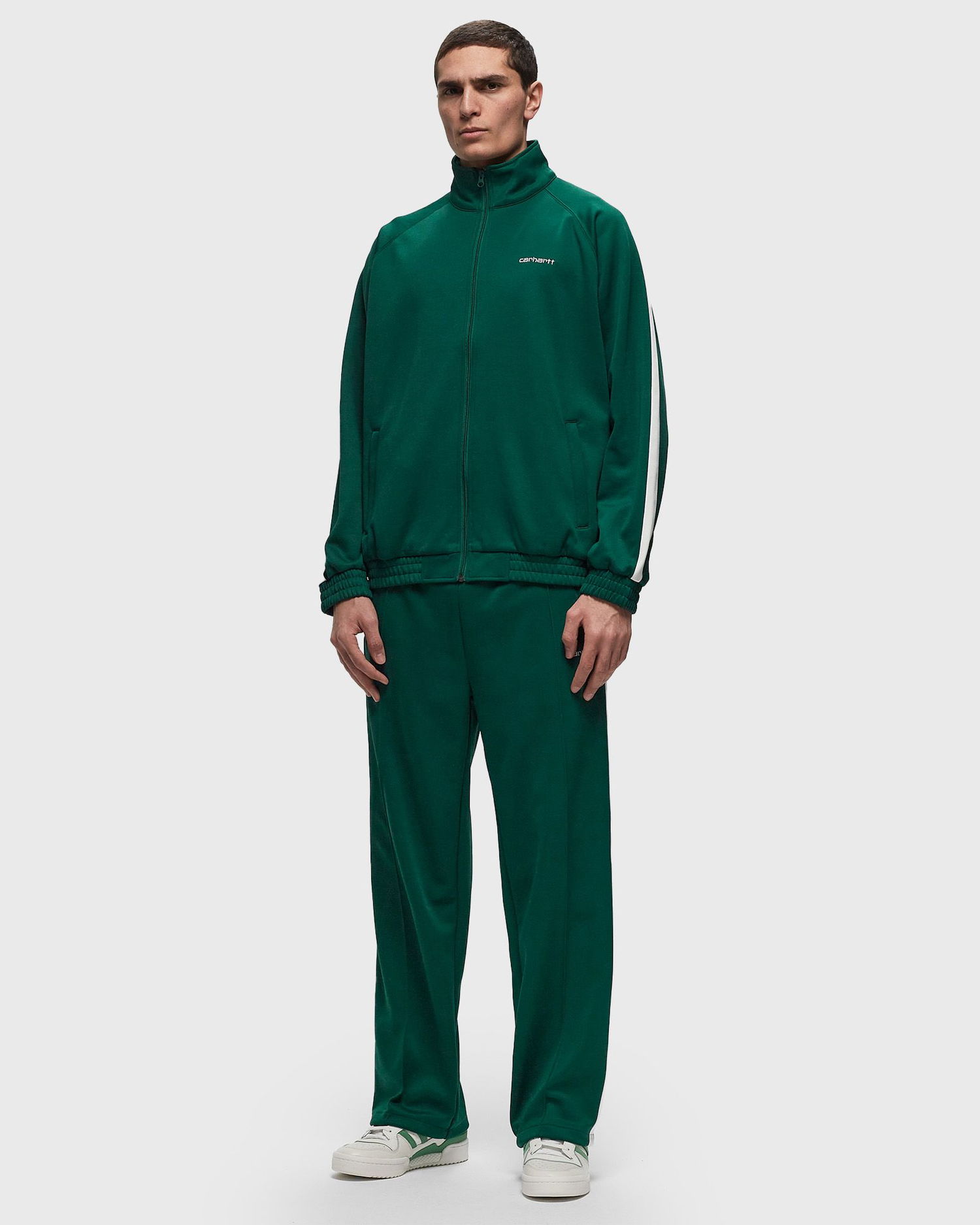 Спортни панталони Carhartt WIP Benchill Sweat Pant Зелено | I033089.20AXX, 1