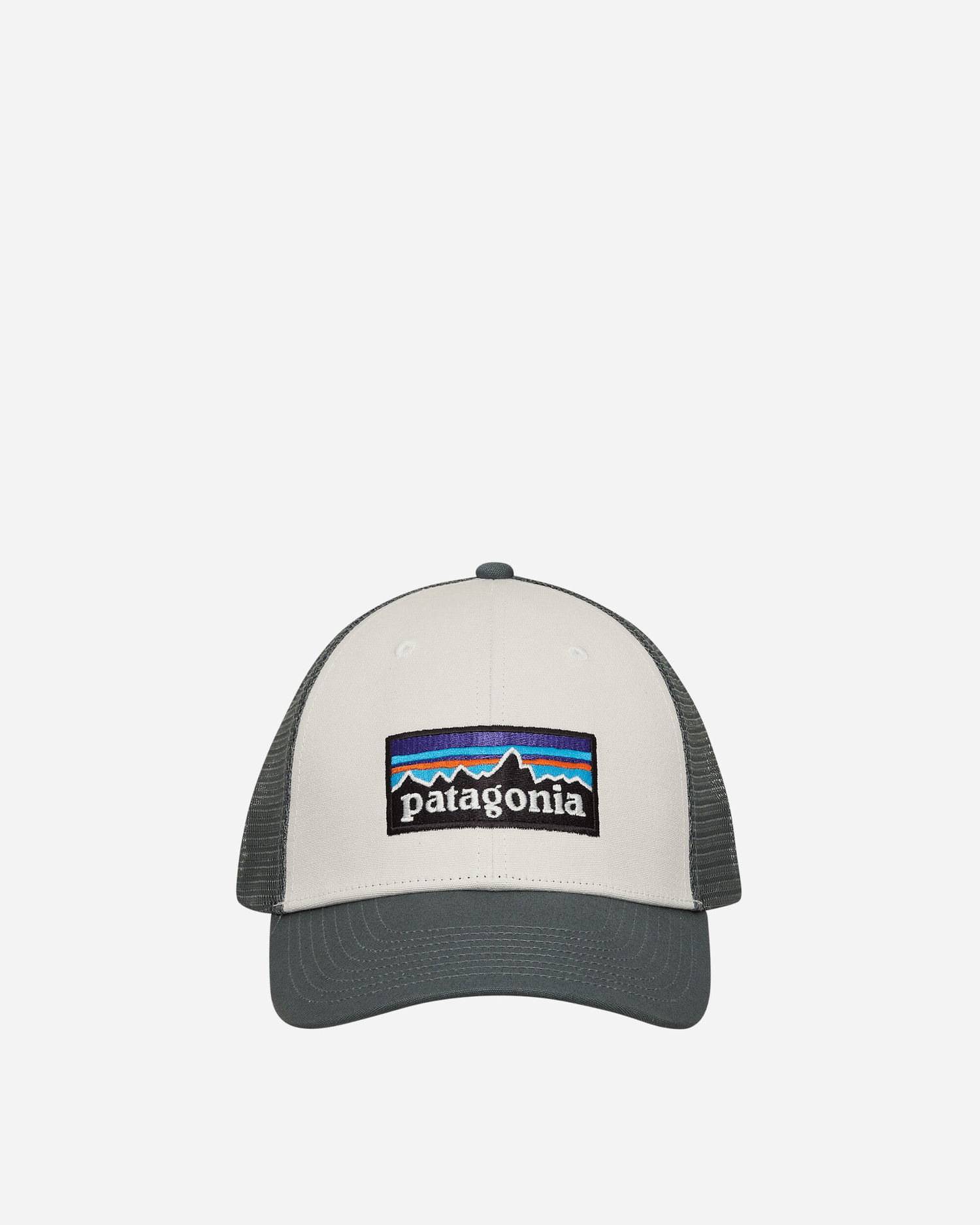 Шапка с козирка Patagonia P-6 Logo Lopro Trucker Многоцветен | 38283 WNVO, 1