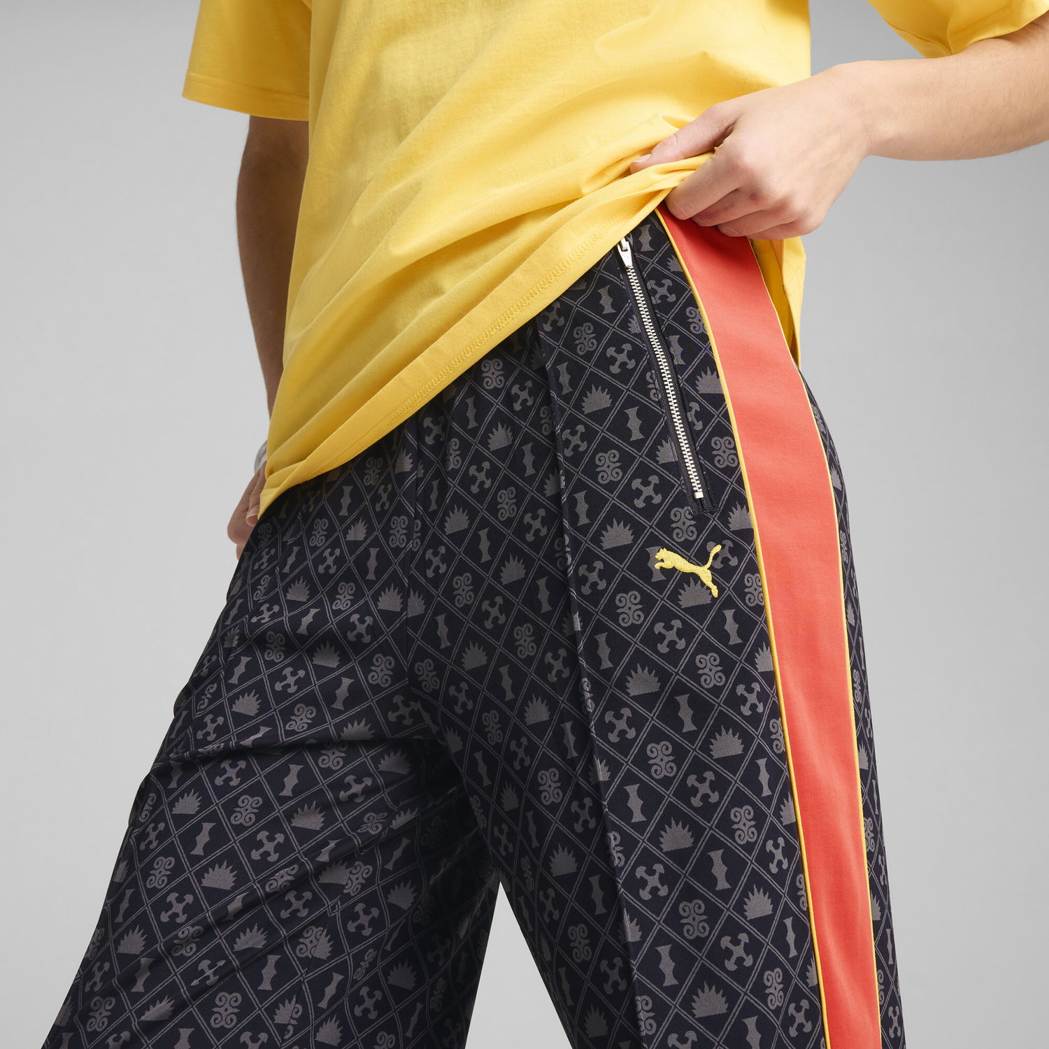 Спортни панталони Puma Road To Unity T7 Printed Straight-Leg Pants Черно | 629794_16, 1