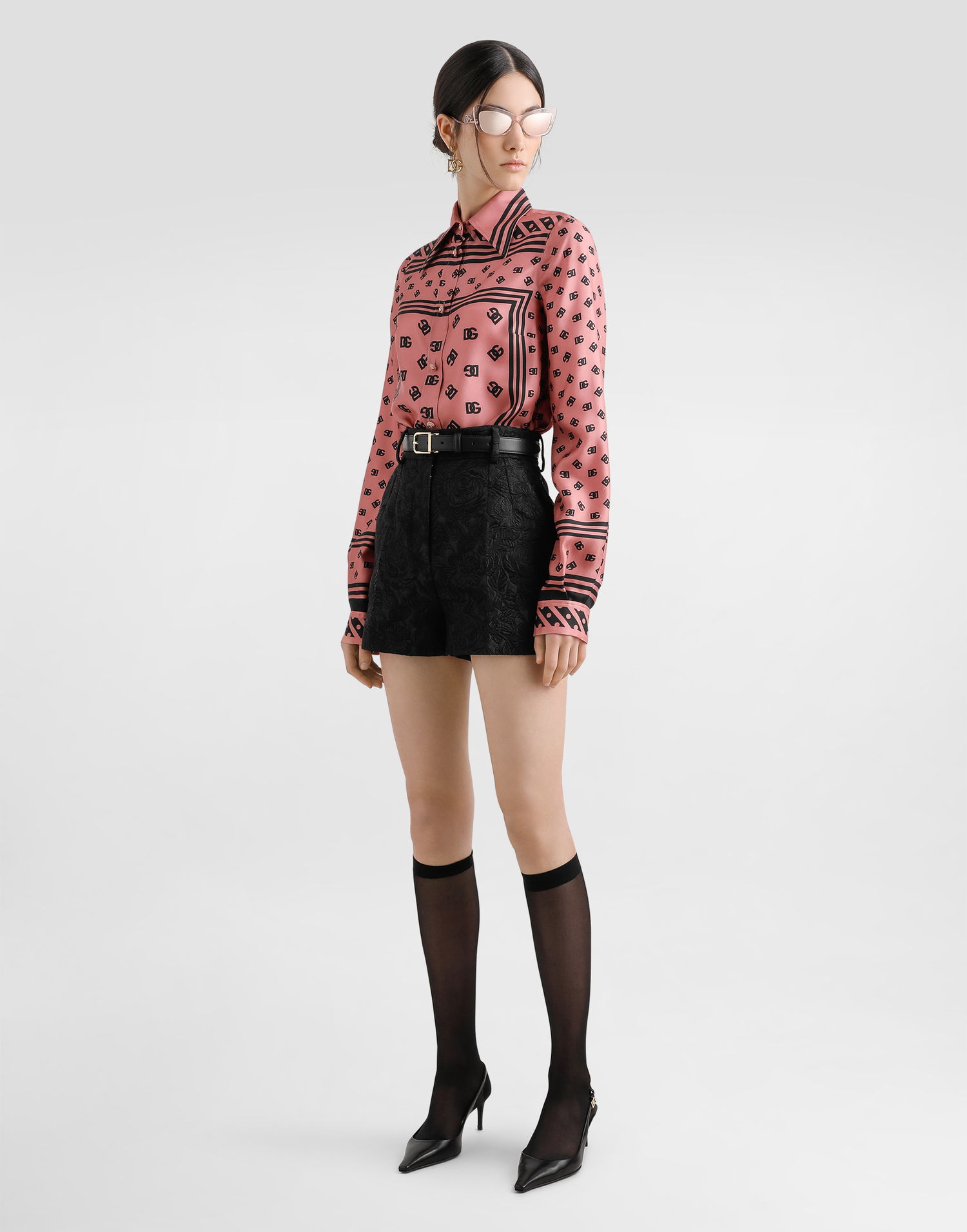 Къси панталони Dolce & Gabbana Dolce & Gabbana Quilted Floral Jacquard Shorts Черно | FTC9GTGDCSSN0000, 1