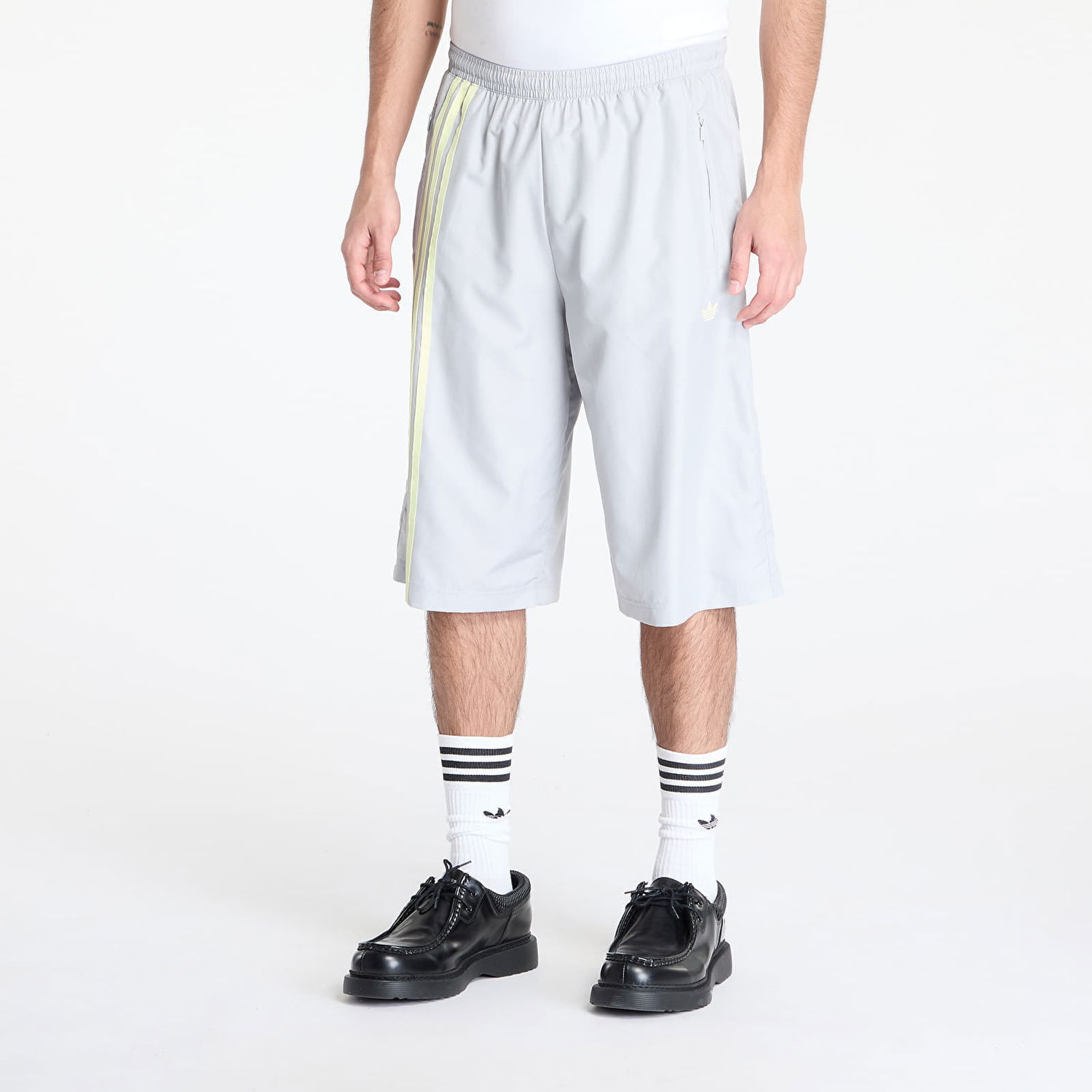 Къси панталони adidas Originals Firebird Fashion Front Stripes Shorts Сиво | JD1291, 0