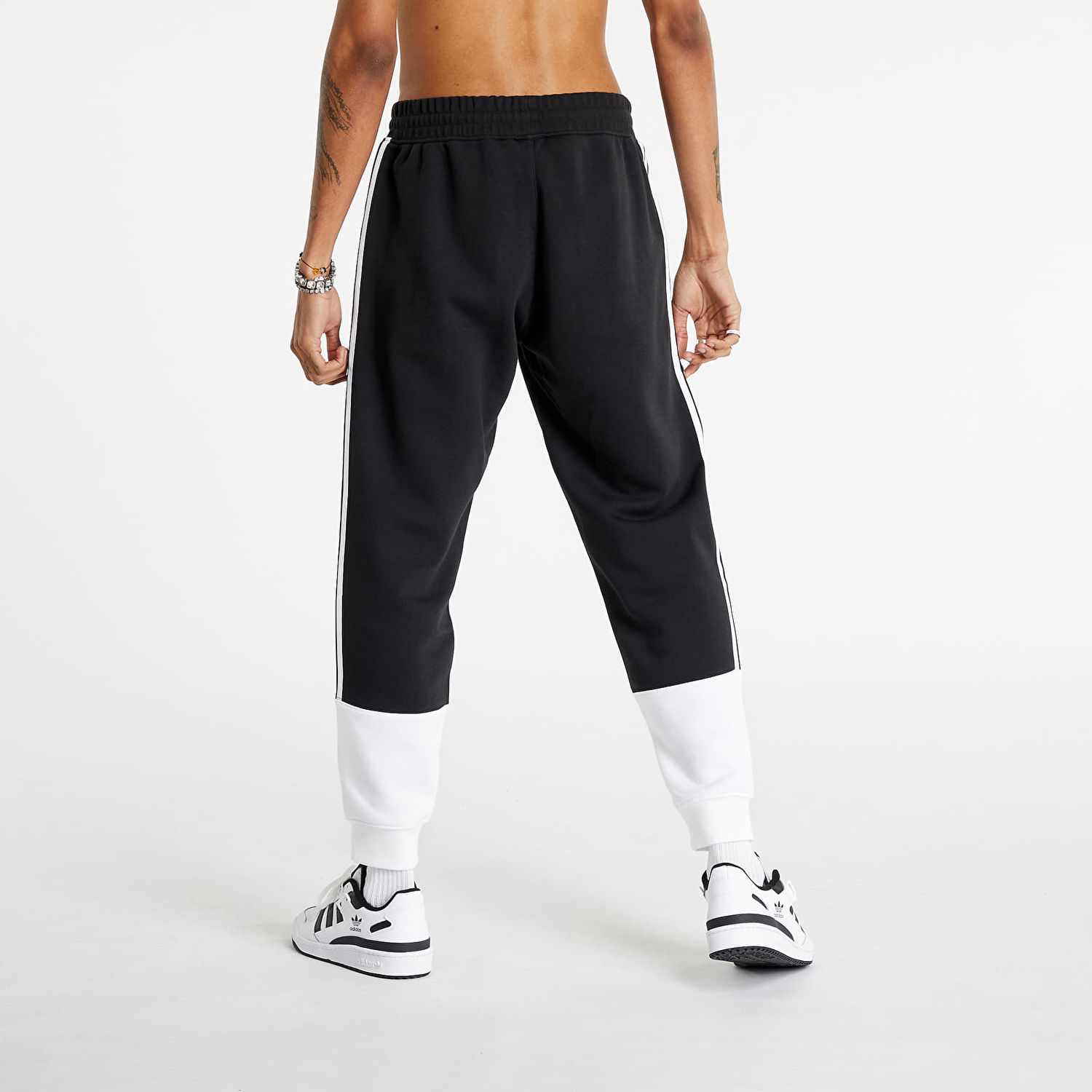 Спортни панталони adidas Performance SST Fleece Черно | HC2082, 1