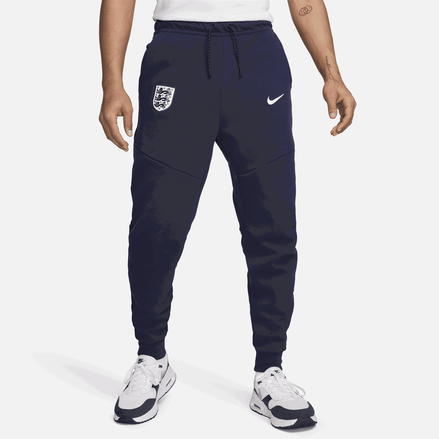 Спортни панталони Nike England Tech Fleece Лилаво | FZ5964-555, 0
