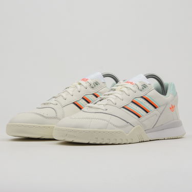 Кецове и обувки adidas Originals A.R. Trainer Бяло | D98157, 0