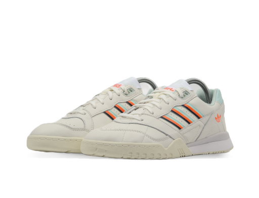 Кецове и обувки adidas Originals A.R. Trainer Бяло | D98157