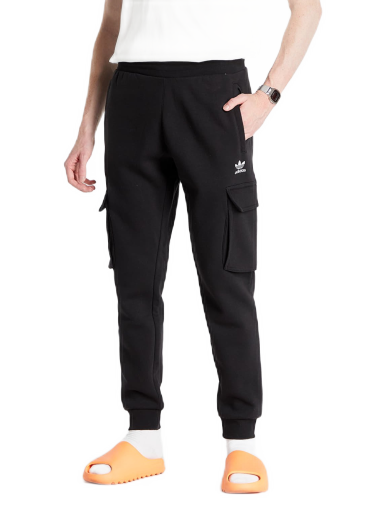 Спортни панталони adidas Performance Essentials Pants Черно | HE6989