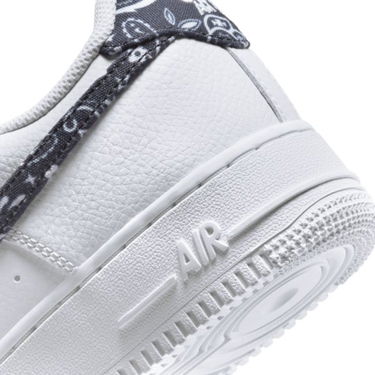 Кецове и обувки Nike Air Force 1 '07 Essential W Бяло | DH4406-101, 2