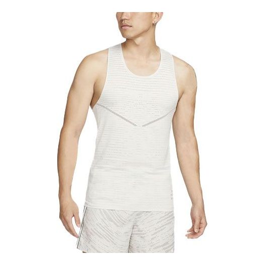 Потник Nike Run Division Pinnacle Running Vest Бяло | DM4776-072