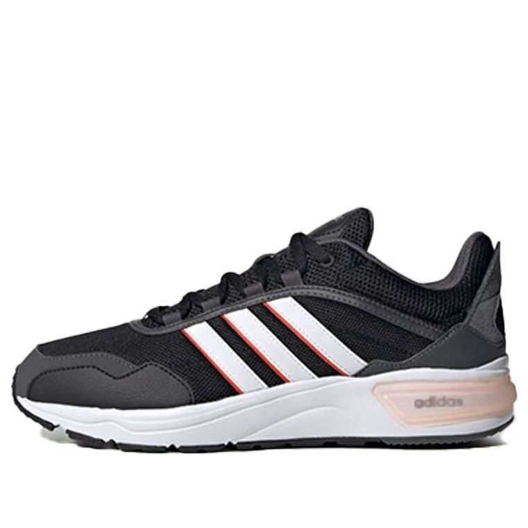 Кецове и обувки adidas Originals 90S Runner Черно | FW7678